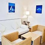Hotel Airport By Ihg Praha