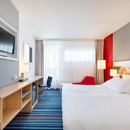 Airport By Ihg 4* Prague