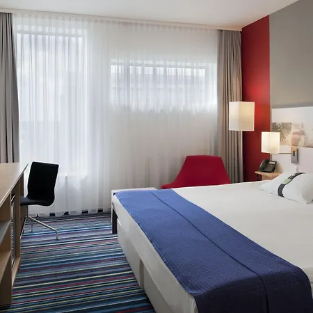 Airport By Ihg 4* Praga