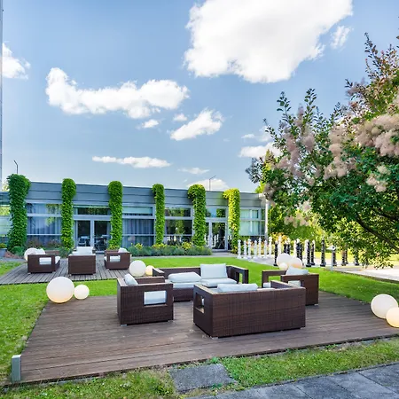 Hotell Airport By Ihg
