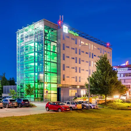 Airport By Ihg Hotell Prag