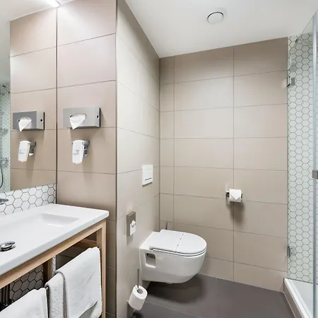 Hotell Airport By Ihg Prag