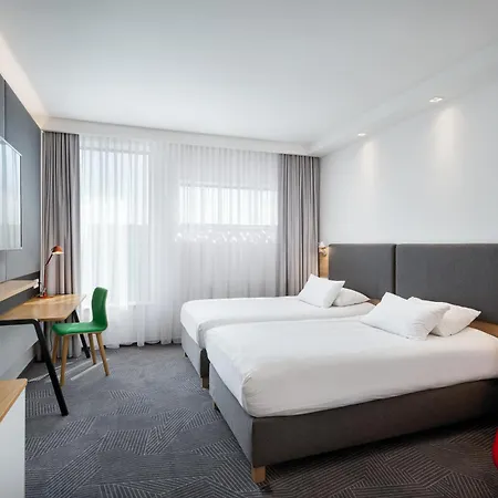 Airport By Ihg Hotel Prague