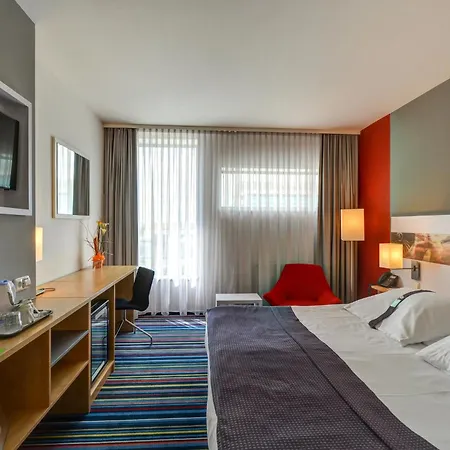 Hotel Airport By Ihg Praga