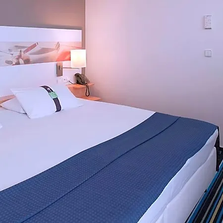 Airport By Ihg 4* Prag