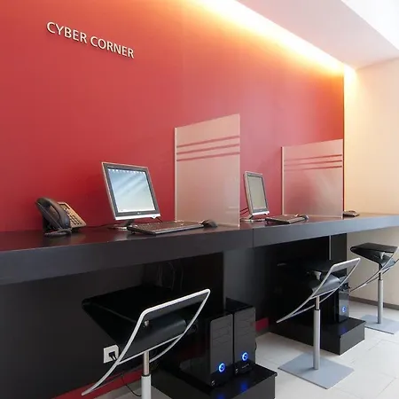 Airport By Ihg Prague