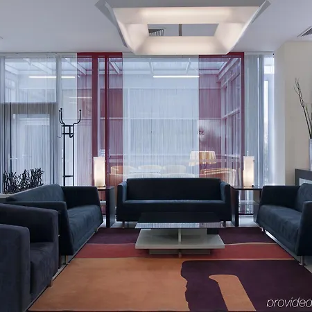 Hotel Airport By Ihg Prague