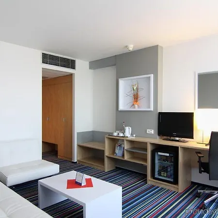 Hotell Airport By Ihg Prag