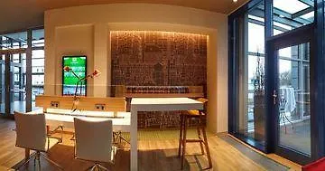 布拉格机场假日酒店 酒店 4*