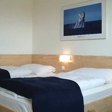 Hotel Airport By Ihg