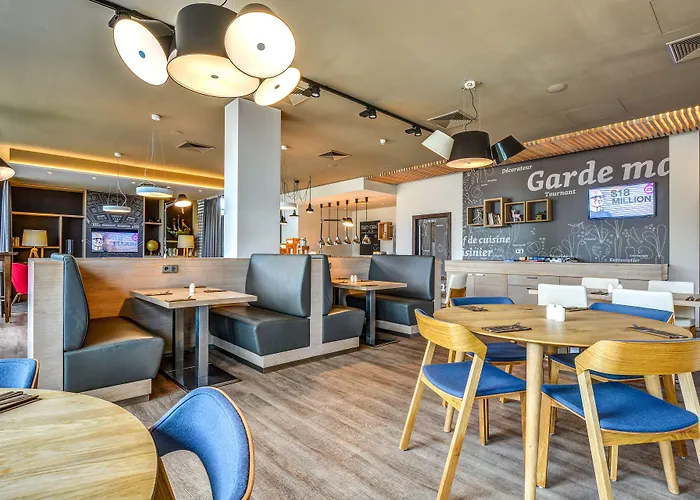 Airport By Ihg Hotell