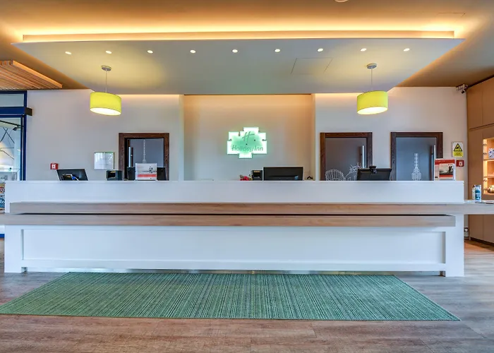 Hotell Airport By Ihg 4*