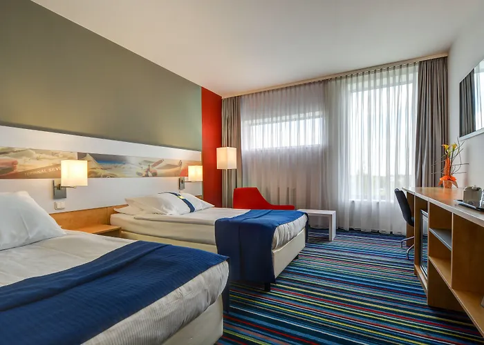 Airport By Ihg Hotell Prag
