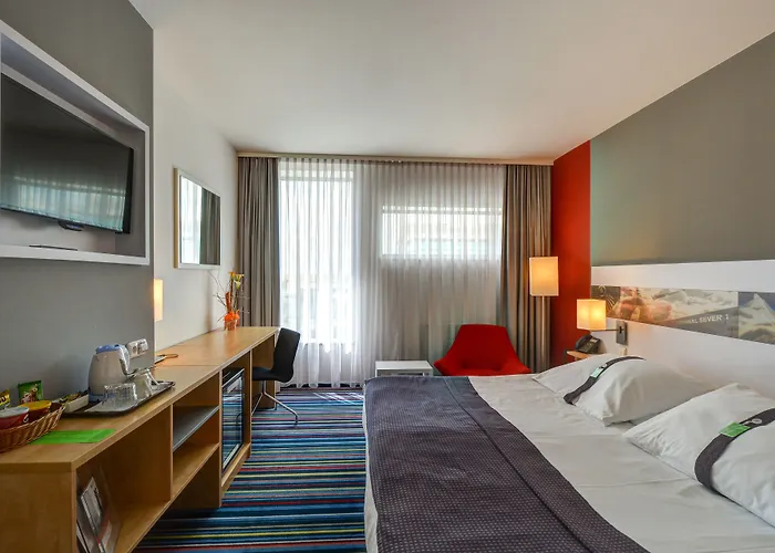 Hotell Airport By Ihg 4*